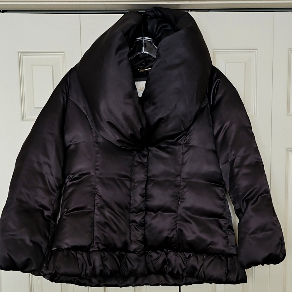 Elegant Dark Chocolate Women's Puffer Jacket